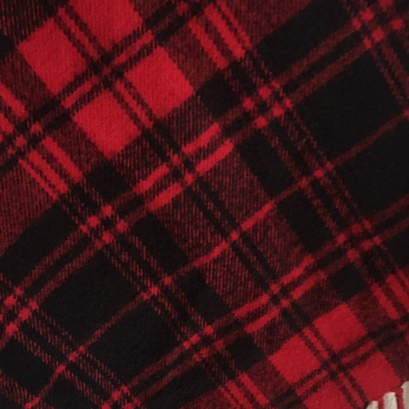 Plaid scarf from Fred Meyer apparel - Picture 2 of 2